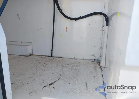 2020 Ford Transit-250 z USA, uszkodzony, nr VIN 1FTBR1C89LKB36092